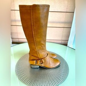 New Not Rated Boots size 6